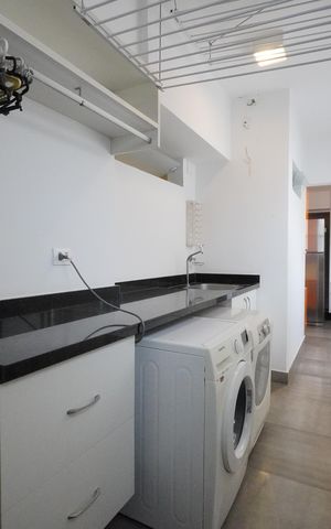 Apartamento à venda com 127m², 3 quartos e 1 vagaÁrea de Serviço