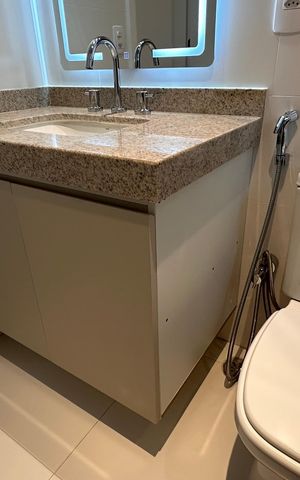 Apartamento à venda com 73m², 2 quartos e 1 vagaBanheiro social