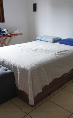 Casa à venda com 141m², 2 quartos e 1 vagaSuíte