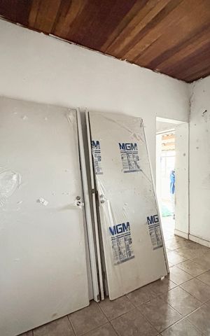 Casa à venda com 400m², 3 quartos e sem vaga Casa à venda com 400m², 3 quartos e sem vagaCasa 2 - Suíte