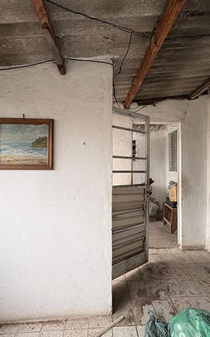 Casa à venda com 400m², 3 quartos e sem vaga Casa à venda com 400m², 3 quartos e sem vagaCasa 2 - Varanda