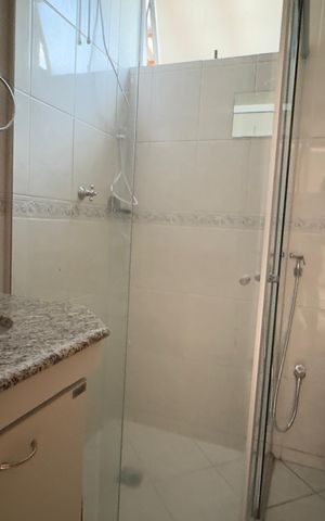 Apartamento à venda com 145m², 2 quartos e 2 vagas Apartamento à venda com 145m², 2 quartos e 2 vagasBanheiro