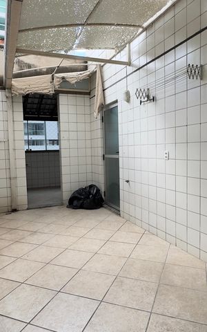 Apartamento à venda com 145m², 2 quartos e 2 vagas Apartamento à venda com 145m², 2 quartos e 2 vagasÁrea de serviço