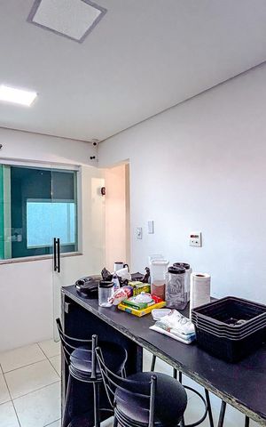 Casa para alugar com 318m², 5 quartos e 2 vagasCozinha 1