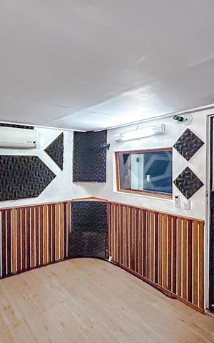 Casa para alugar com 318m², 5 quartos e 2 vagasQuarto 5