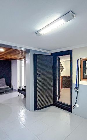 Casa para alugar com 318m², 5 quartos e 2 vagasSala 4