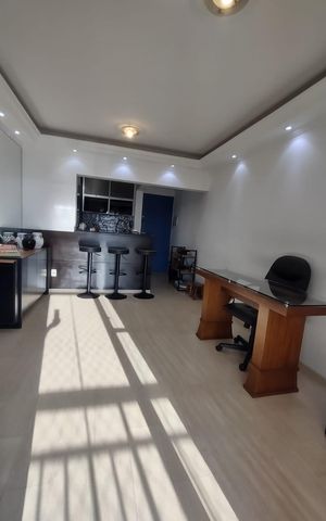 Apartamento à venda com 72m², 3 quartos e 1 vaga Apartamento à venda com 72m², 3 quartos e 1 vagaSala