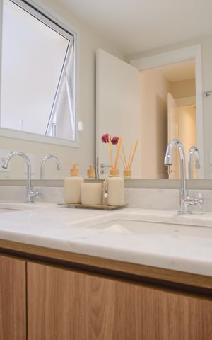 Apartamento à venda com 109m², 3 quartos e 2 vagasBanheiro da Suíte 1