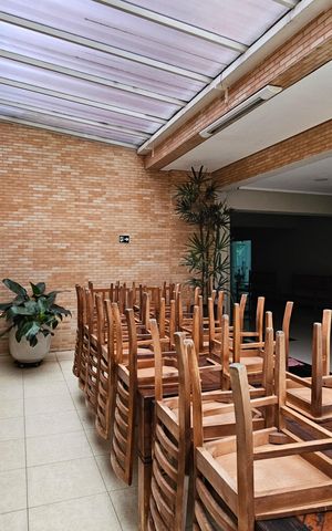 Apartamento à venda com 432m², 4 quartos e 3 vagas Apartamento à venda com 432m², 4 quartos e 3 vagasÁrea comum - Salão de festas