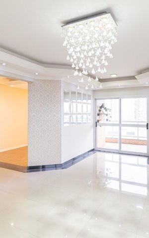Apartamento à venda com 432m², 4 quartos e 3 vagas Apartamento à venda com 432m², 4 quartos e 3 vagasSala