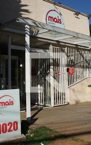 Apartamento à venda com 47m², 2 quartos e 1 vaga Apartamento à venda com 47m², 2 quartos e 1 vagaFachada e portaria