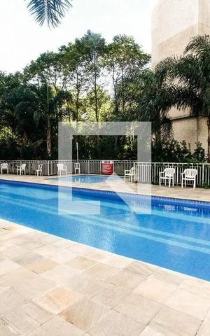 Apartamento à venda com 47m², 2 quartos e 1 vaga Apartamento à venda com 47m², 2 quartos e 1 vagaPiscina