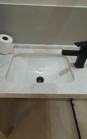 Casa à venda com 160m², 3 quartos e 2 vagasBanheiro da Suíte 2