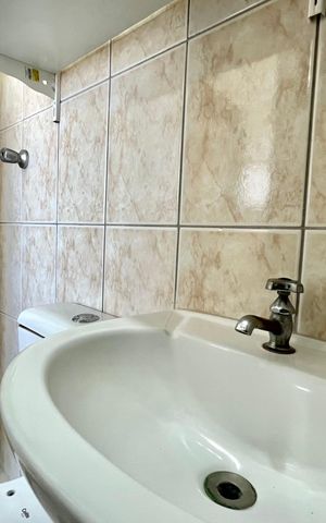 Apartamento para alugar com 58m², 3 quartos e 3 vagas Apartamento para alugar com 58m², 3 quartos e 3 vagasBanheiro de serviço