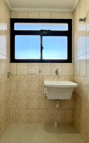 Apartamento para alugar com 58m², 3 quartos e 3 vagas Apartamento para alugar com 58m², 3 quartos e 3 vagasÁrea de Serviço