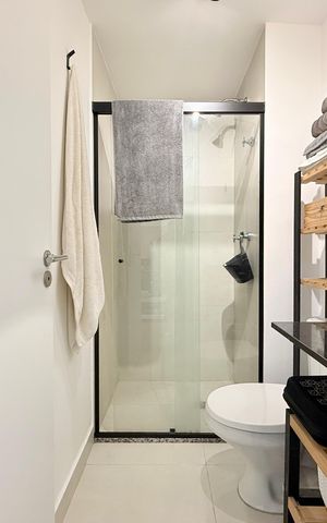Studio à venda com 28m², 1 quarto e 1 vaga Studio à venda com 28m², 1 quarto e 1 vagaBanheiro