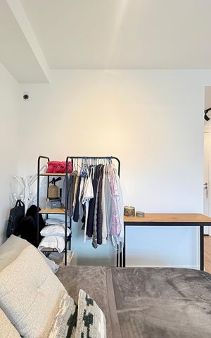 Studio à venda com 28m², 1 quarto e 1 vaga Studio à venda com 28m², 1 quarto e 1 vagaQuarto