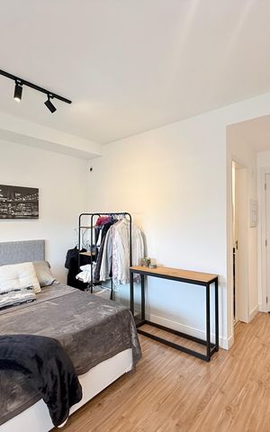Studio à venda com 28m², 1 quarto e 1 vaga Studio à venda com 28m², 1 quarto e 1 vagaQuarto