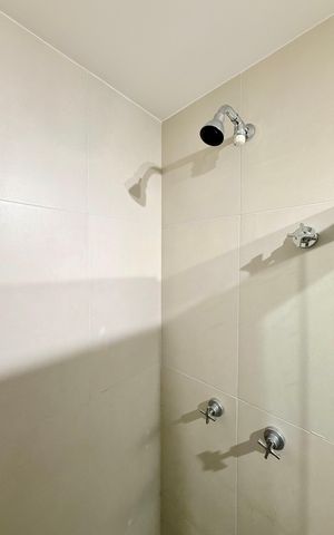 Studio à venda com 28m², 1 quarto e 1 vaga Studio à venda com 28m², 1 quarto e 1 vagaBanheiro