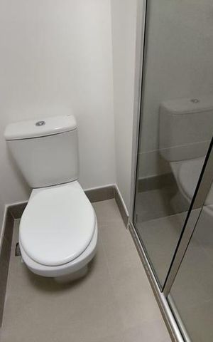 Studio para alugar com 27m², 1 quarto e sem vaga Studio para alugar com 27m², 1 quarto e sem vagaBanheiro