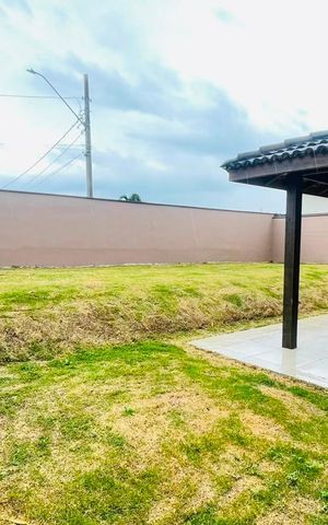 Casa de condomínio para alugar com 202m², 3 quartos e 4 vagas Casa de condomínio para alugar com 202m², 3 quartos e 4 vagasQuintal