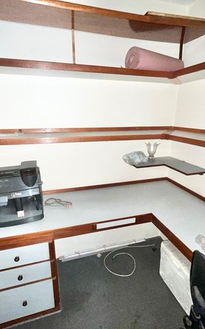 Apartamento à venda com 160m², 4 quartos e 3 vagasEscritório