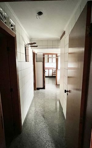 Apartamento à venda com 160m², 4 quartos e 3 vagasCorredor