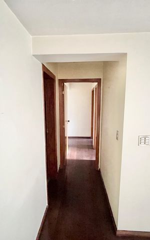 Apartamento à venda com 160m², 4 quartos e 3 vagasCorredor