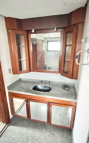 Apartamento à venda com 160m², 4 quartos e 3 vagasBanheiro da Suíte 4