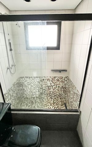 Apartamento à venda com 160m², 4 quartos e 3 vagasBanheiro da Suíte 2