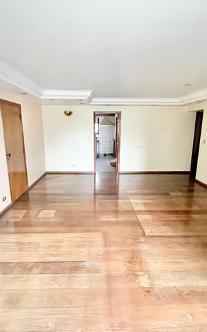 Apartamento à venda com 160m², 4 quartos e 3 vagasSala