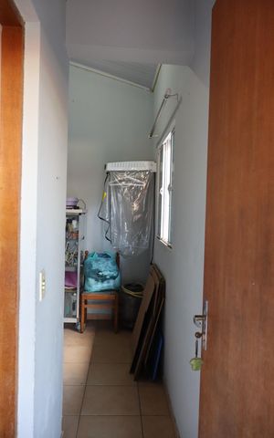 Casa à venda com 295m², 4 quartos e 7 vagasDespensa 