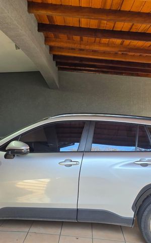 Casa à venda com 295m², 4 quartos e 7 vagas Casa à venda com 295m², 4 quartos e 7 vagasGaragem Frente