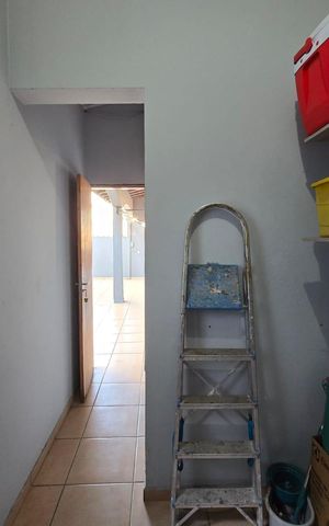 Casa à venda com 295m², 4 quartos e 7 vagas Casa à venda com 295m², 4 quartos e 7 vagasDespensa