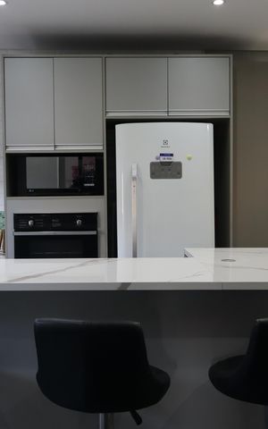Casa à venda com 295m², 4 quartos e 7 vagasCozinha 
