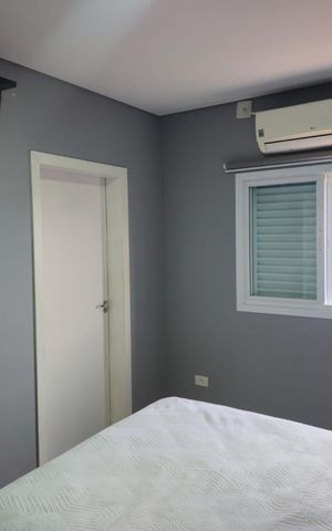 Casa à venda com 295m², 4 quartos e 7 vagas Casa à venda com 295m², 4 quartos e 7 vagasSuíte