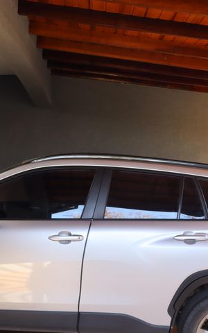 Casa à venda com 295m², 4 quartos e 7 vagasGaragem Frente