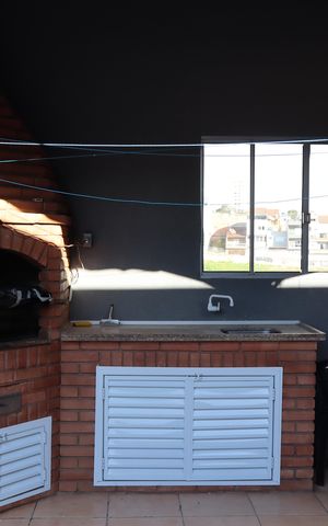 Casa à venda com 295m², 4 quartos e 7 vagasÁrea de Serviço e Churrasqueira 