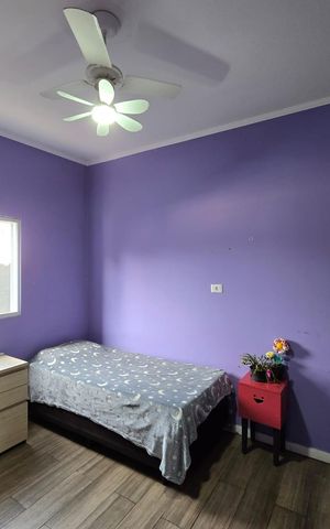 Casa à venda com 295m², 4 quartos e 7 vagas Casa à venda com 295m², 4 quartos e 7 vagasQuarto 02