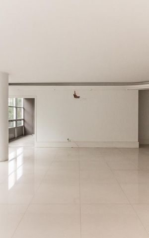 Apartamento à venda com 330m², 4 quartos e 2 vagasSala