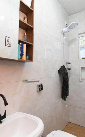 Casa à venda com 156m², 3 quartos e 4 vagasBanheiro 2