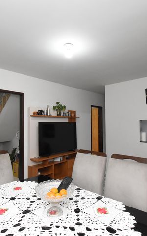 Casa à venda com 156m², 3 quartos e 4 vagasSala