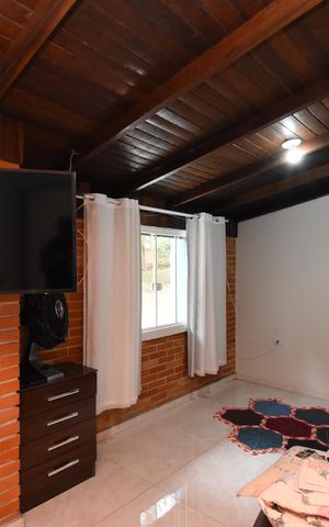 Casa à venda com 156m², 3 quartos e 4 vagasSuíte