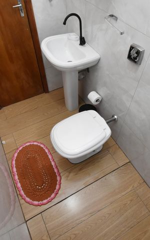 Casa à venda com 156m², 3 quartos e 4 vagasBanheiro 2