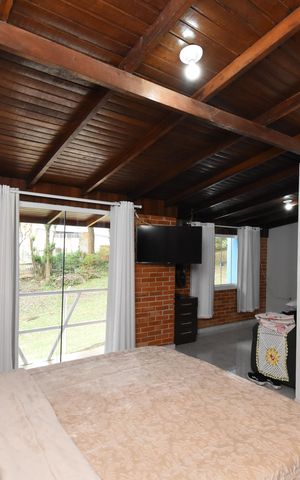 Casa à venda com 156m², 3 quartos e 4 vagasSuíte