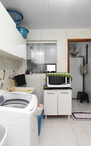Casa à venda com 156m², 3 quartos e 4 vagasÁrea de Serviço