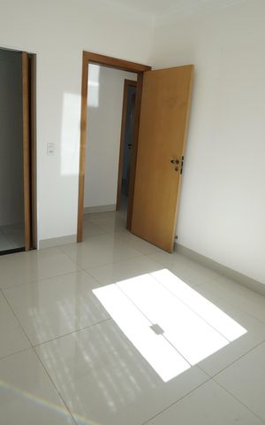 Casa à venda com 136m², 3 quartos e 2 vagas Casa à venda com 136m², 3 quartos e 2 vagasSuíte