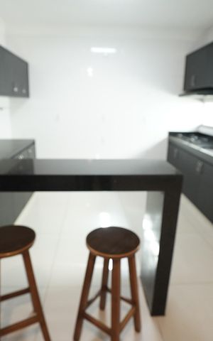 Casa à venda com 136m², 3 quartos e 2 vagas Casa à venda com 136m², 3 quartos e 2 vagasCozinha