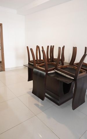 Casa à venda com 136m², 3 quartos e 2 vagas Casa à venda com 136m², 3 quartos e 2 vagasSala de jantar