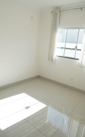Casa à venda com 136m², 3 quartos e 2 vagas Casa à venda com 136m², 3 quartos e 2 vagasSuíte